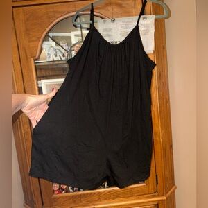 NEW NWOT XXL Black Pocketed Sleeveless Romper. MUST BE BUNDLED